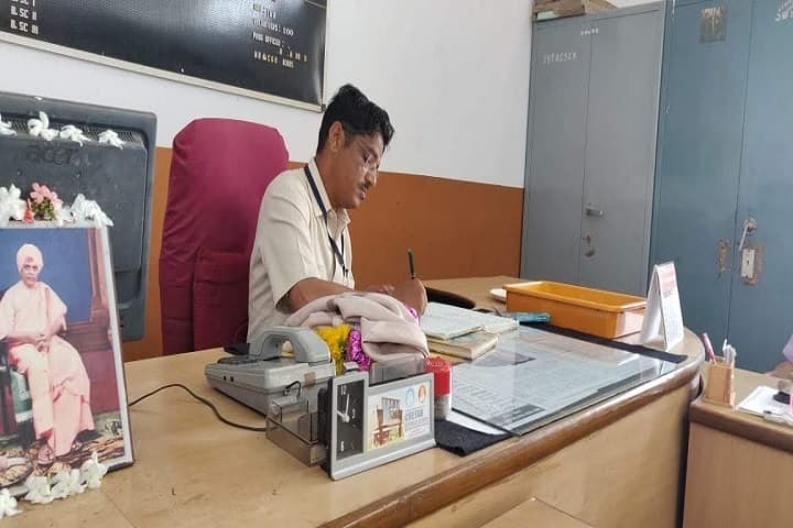 Shri Siddaramappa Basappa Mamdapur Arts, Commerce and Science College, Badami campus photo 2