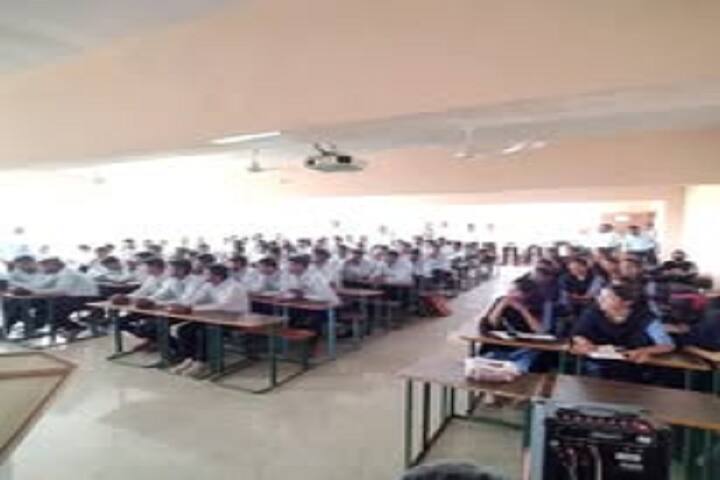 Vikasratna Sarkarsaheb Rawal College of Agriculture, Dondaicha campus photo 2
