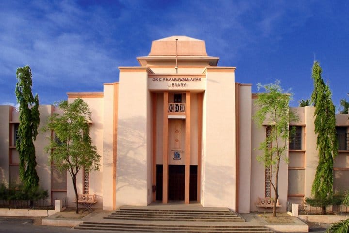 Annamalai University campus photo 3