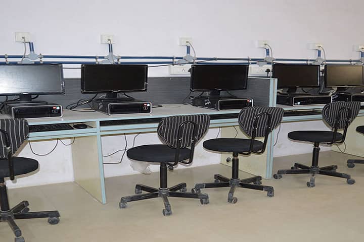 Smt Lilavatiben Manilal Shah Science College, Radhanpur campus photo 4