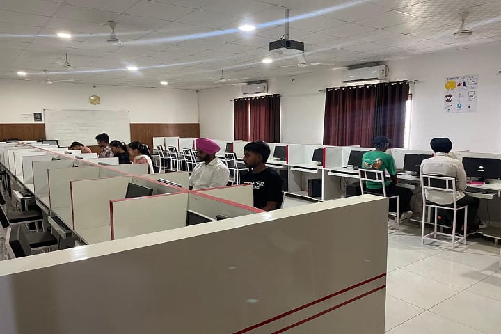 Universal College, Patran campus photo 2