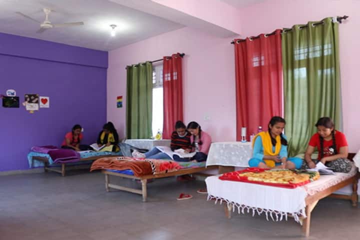 Himalaya College of Nursing, Paliganj campus photo 2