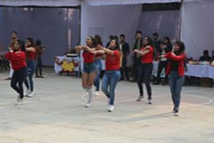 IILM Undergraduate Business School, Delhi campus photo 3