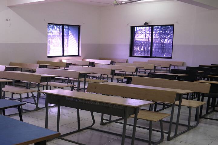 Indira College of Arts, Commerce and Science, Pune campus photo 3