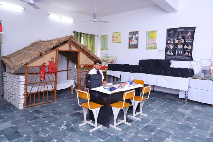 Pushpanjali College of Nursing, Agra campus photo 4