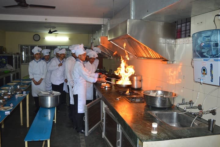 Uttranchal Institute of Hospitality Management and Tourism, Dehradun campus photo 4