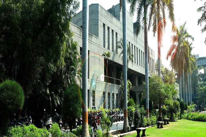 Charutar Vidya Mandal University, Anand campus photo 2