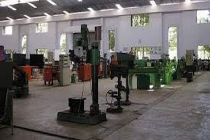 Charutar Vidya Mandal University, Anand campus photo 6