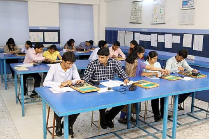 Thakur Shyamnarayan Engineering College, Mumbai campus photo 5