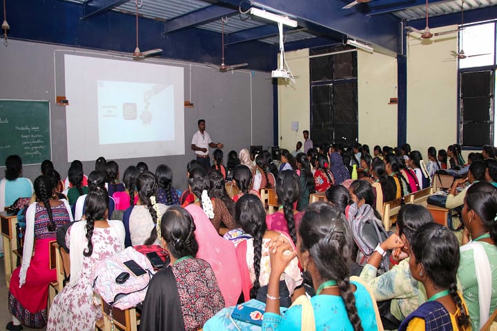 Ultra Arts and Science College, Madurai campus photo 3