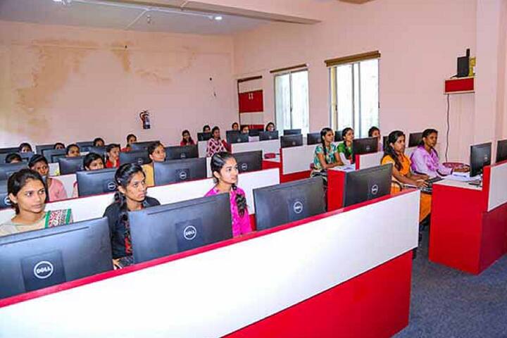 Shahid Virpatni Laxmi Mahavidyalaya, Kolhapur campus photo 3