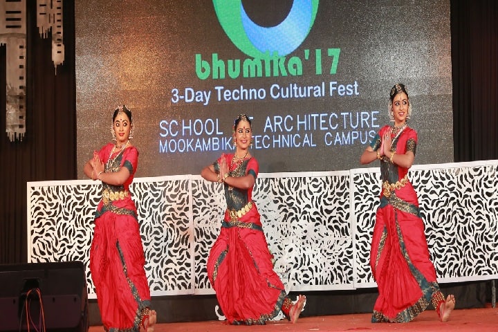 Mookambika Technical Campus, Ernakulam campus photo 4