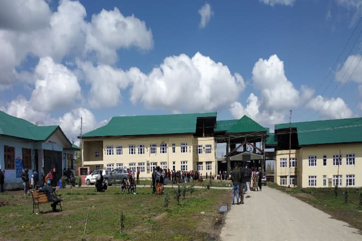 Government Degree College, Tangmarg campus photo 2