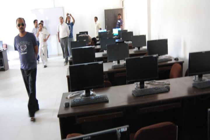 Sakshi Institute of Technology and Management, Guna campus photo 3