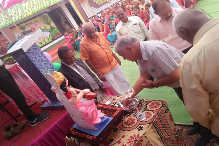 Universal Girls College, Pandhurna campus photo 3