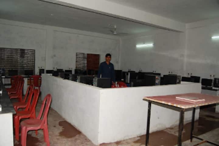 Universal Girls College, Pandhurna campus photo 4