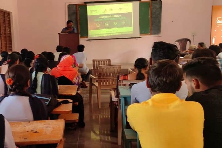 Government First Grade College, Irkalgada campus photo 2