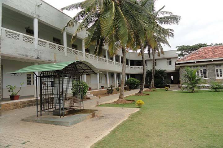 KLE Society's Gudleppa Hallikeri College, Haveri campus photo 2