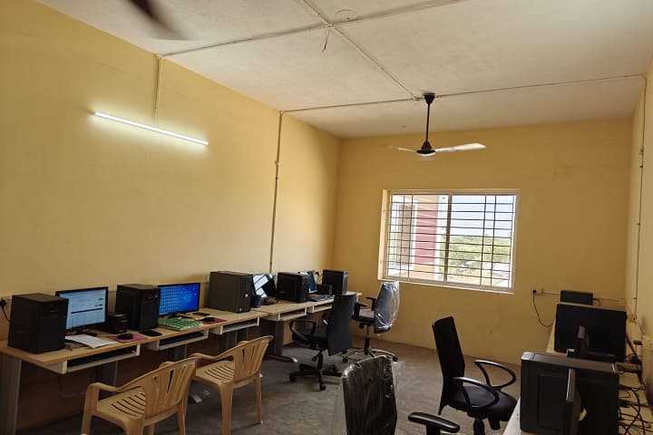 GRD College of Pharmacy, Thiruvallur campus photo 4
