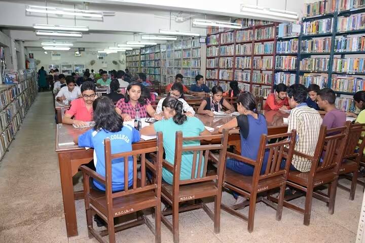 Maharshi Dayanand College of Arts Science and Commerce, Parel campus photo 6