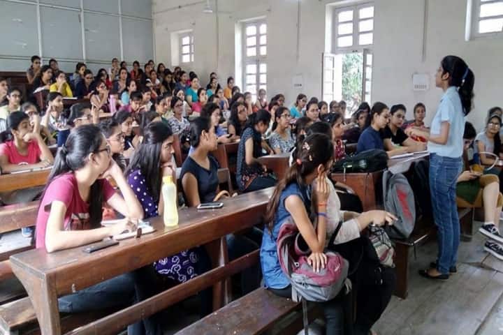 IGDTUW Delhi campus photo 3