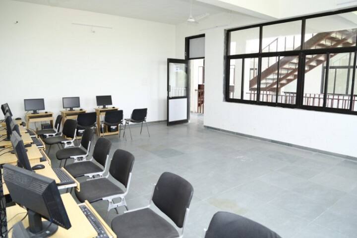 Khyati Institute of Science, Ahmedabad campus photo 5
