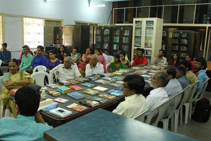HA College of Commerce, Ahmedabad campus photo 4