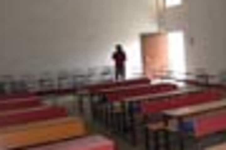 Babu Nakki Singh Smarak Mahavidyalaya, Azamgarh campus photo 2