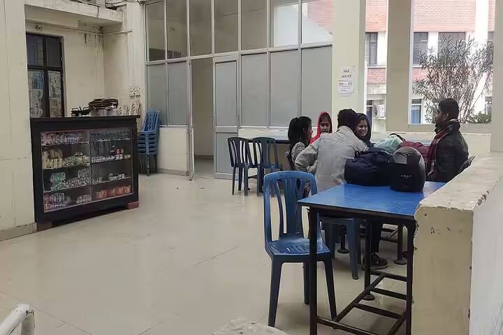 RSD Academy Girls Degree College, Moradabad campus photo 4
