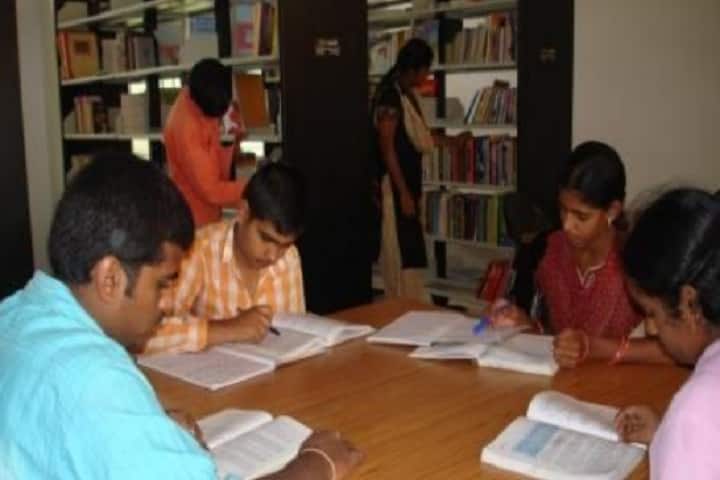 GR College of Arts, Science and Commerce, Bangalore campus photo 5