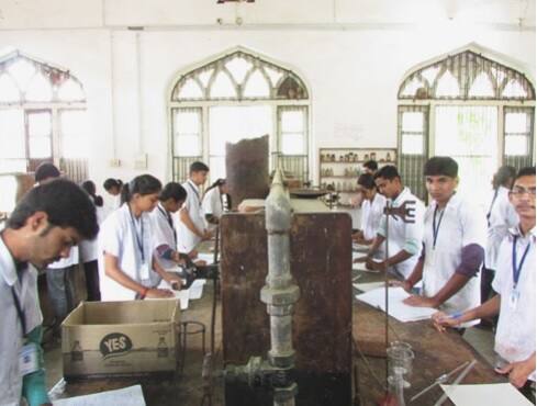 Bahauddin Science College, Junagadh campus photo 4