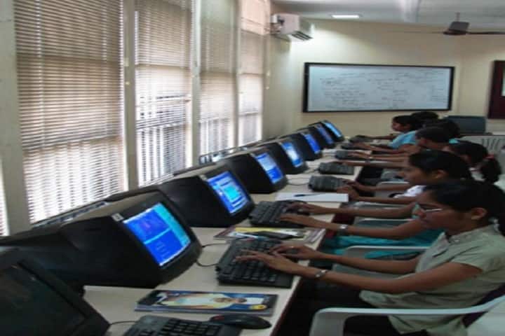 Ramanbhai Patel College of Pharmacy, Changa campus photo 5