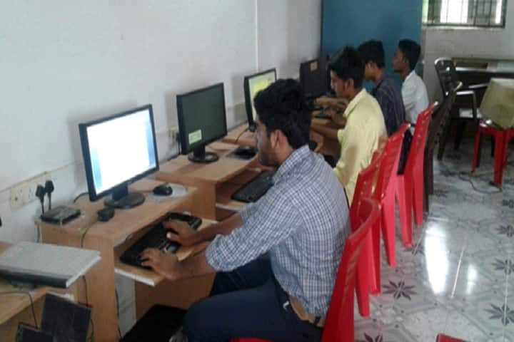 Sant Jagnade Maharaj Shikshan Mandals Arts and Commerce College, Khapar campus photo 4