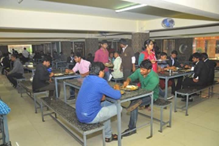 Lingaya's Vidyapeeth, Faridabad campus photo 6