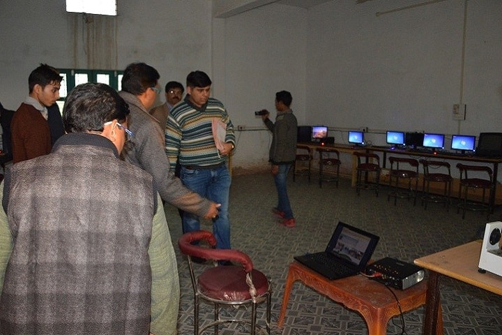 Lakshmi Narayan Mahavidyalaya, Mau campus photo 4