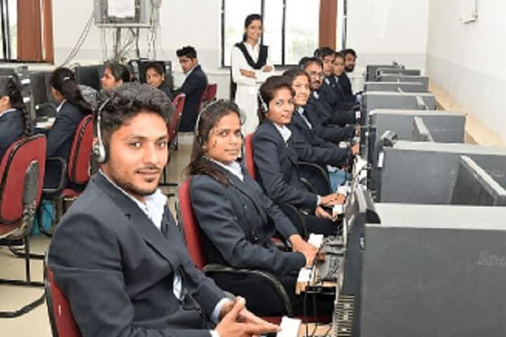 Matoshri College of Management and Research Centre, Eklahare campus photo 3