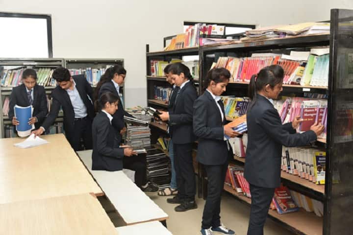 Matoshri College of Management and Research Centre, Eklahare campus photo 6