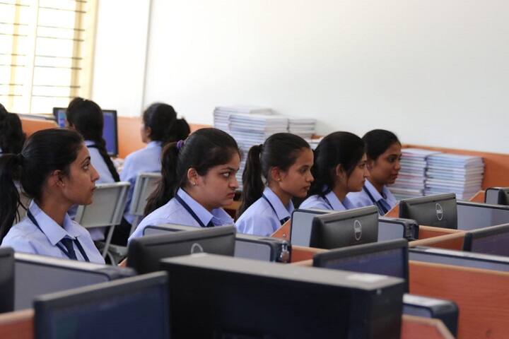 St Joseph's First Grade College, Mysuru campus photo 6