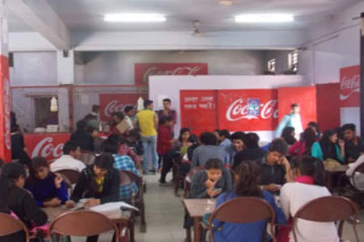 Shyam Lal College, Delhi campus photo 2