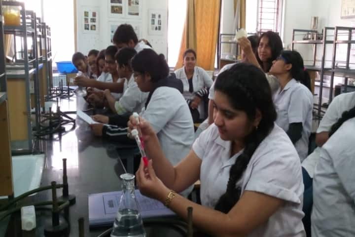 Fergusson College campus photo 4