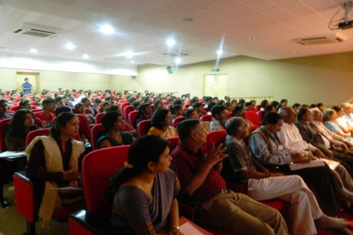 Fergusson College campus photo 5