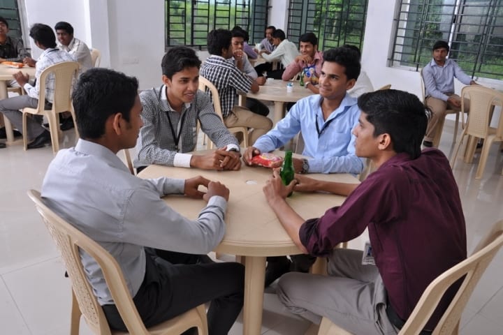 Dhaanish Ahmed Institute of Technology, Coimbatore campus photo 3
