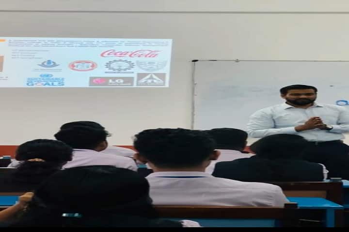 MES Advanced Institute of Management and Technology, Aluva campus photo 4