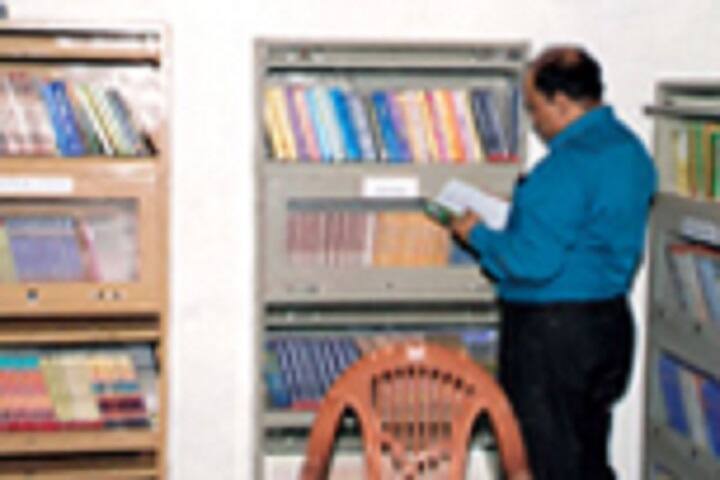 Smt Lakshmi Devi Mahila Educational Institute, Agra campus photo 3