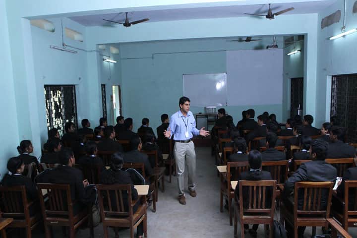 Member Sree Narayana Pillai Institute of Management and Technology, Kollam campus photo 2