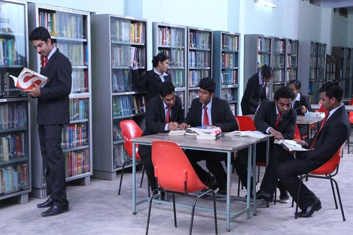 Member Sree Narayana Pillai Institute of Management and Technology, Kollam campus photo 4