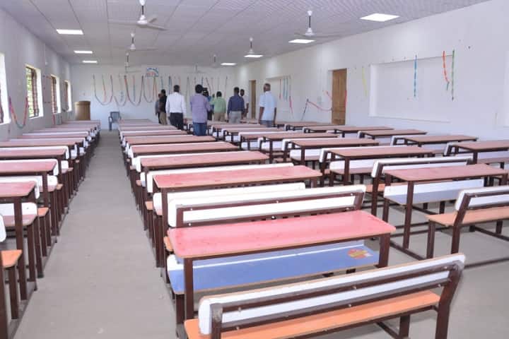 Ranju Singh Degree College, Deoria campus photo 3