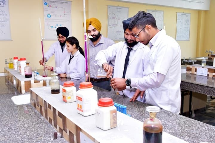 Guru Nanak Institute of Pharmacy, Hoshiarpur campus photo 4
