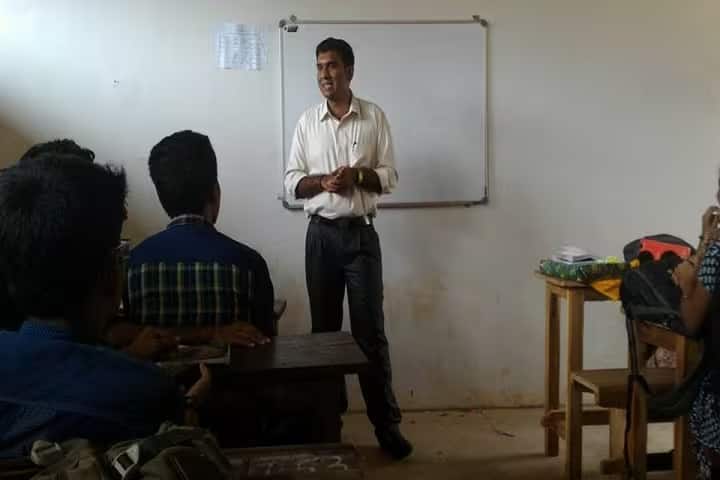 Sree Narayana Guru College of Advanced Studies, Chempazhanthy campus photo 3