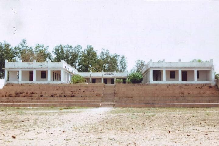 Indira Gandhi Balika Niketan Mahila Shiksha Mahavidyalaya, Jhunjhunu campus photo 2